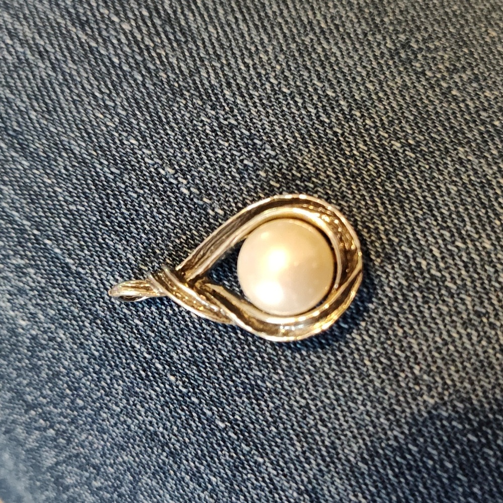 Pendant